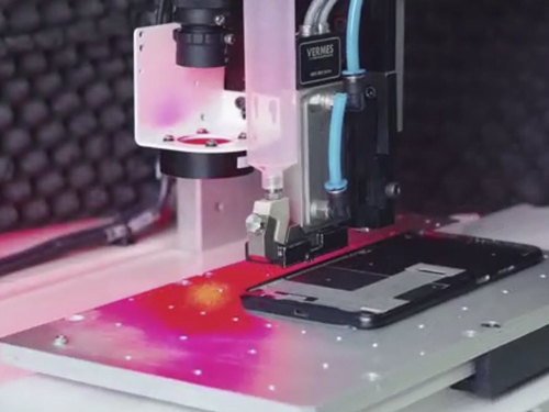 全自動點膠機在PCB電路板應用需注意的兩大問題